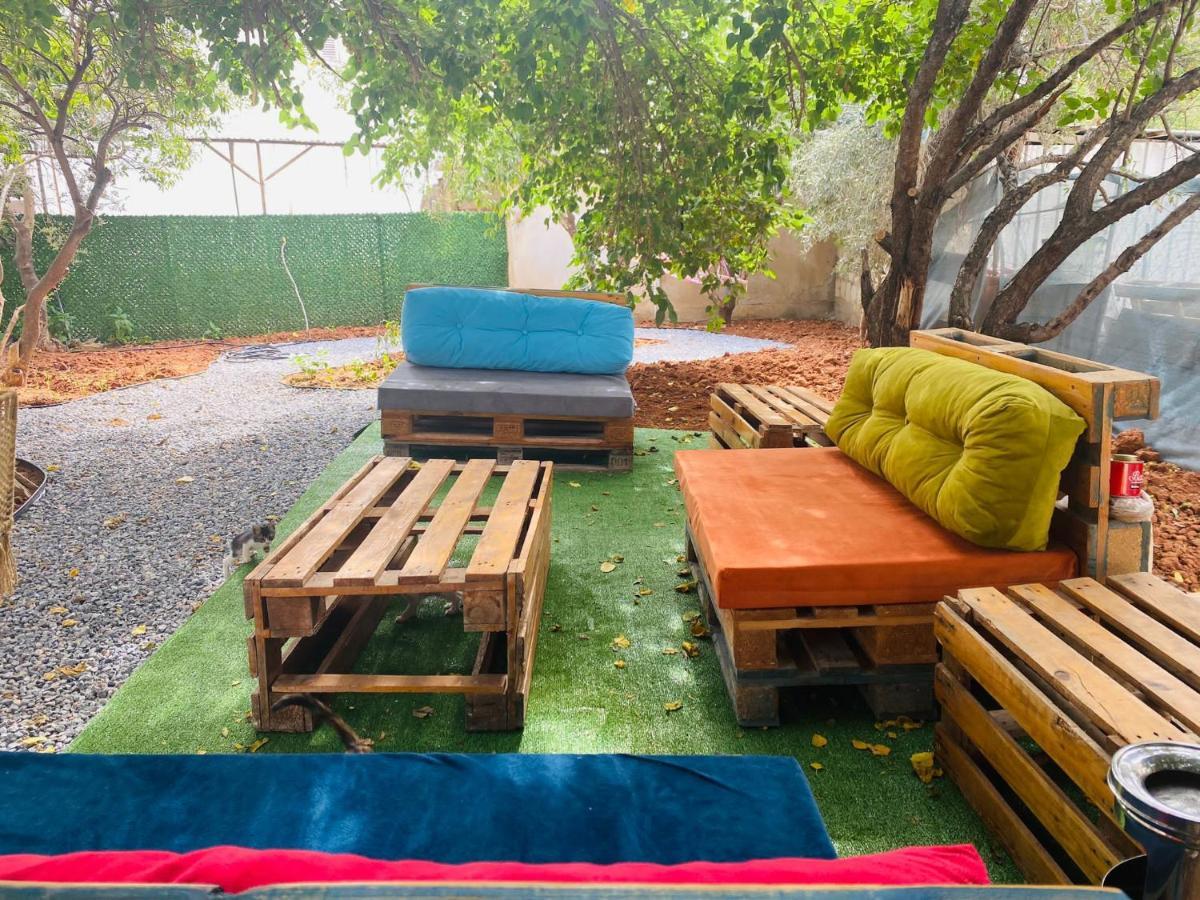 Secret Garden Guest House 04 Famagusta  Bagian luar foto