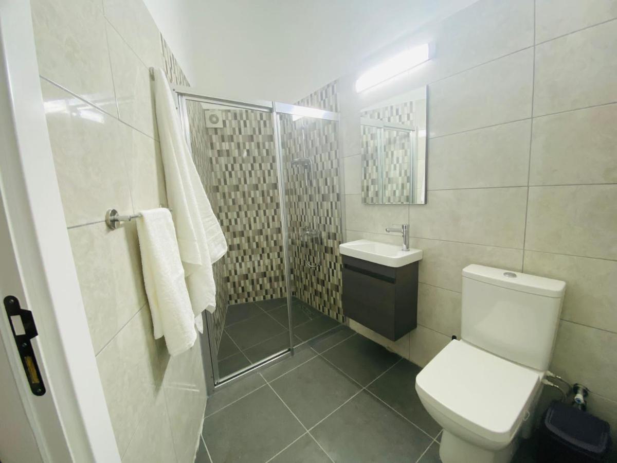 Secret Garden Guest House 04 Famagusta  Bagian luar foto